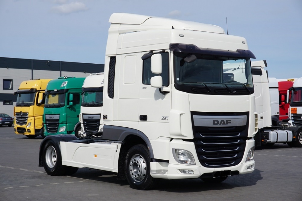 DAF XF 106